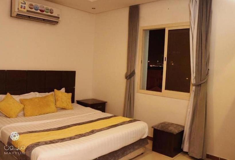 ホテル Manzel Aram 105