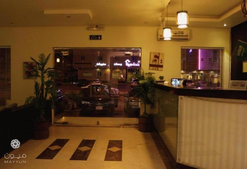 ホテル Manzel Aram 105