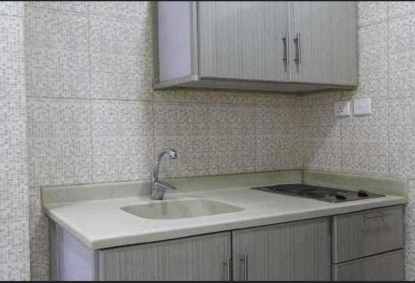 ホテル Manzel Aram 105