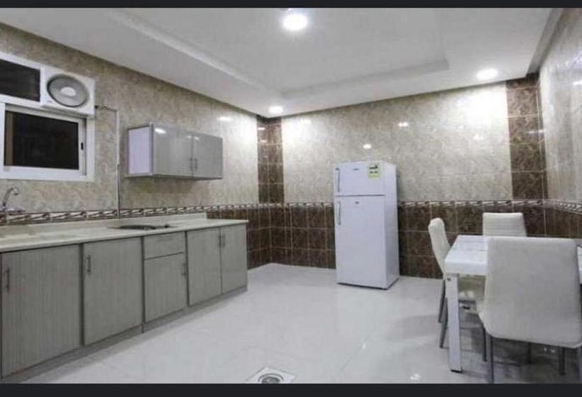 ホテル Manzel Aram 105