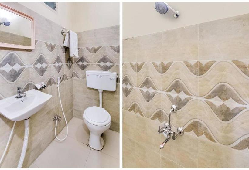 ホテル Oyo 47366  Cocanada Inn