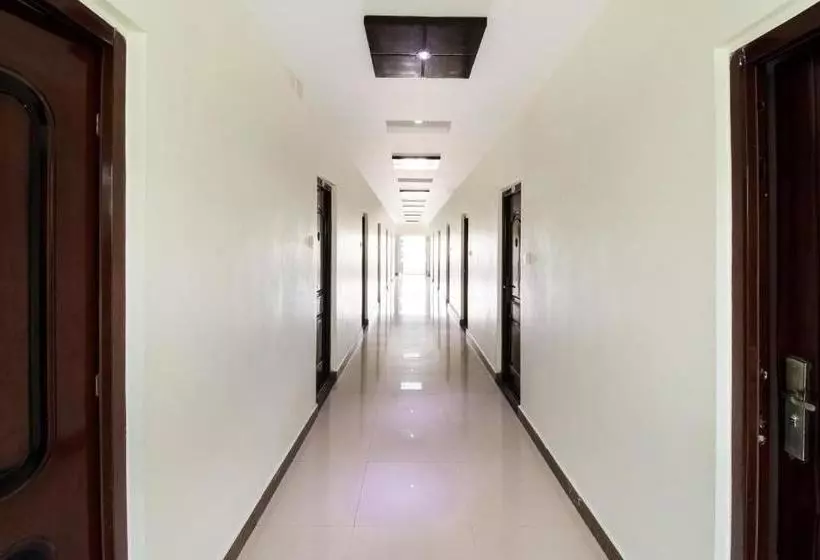 ホテル Oyo 47366  Cocanada Inn