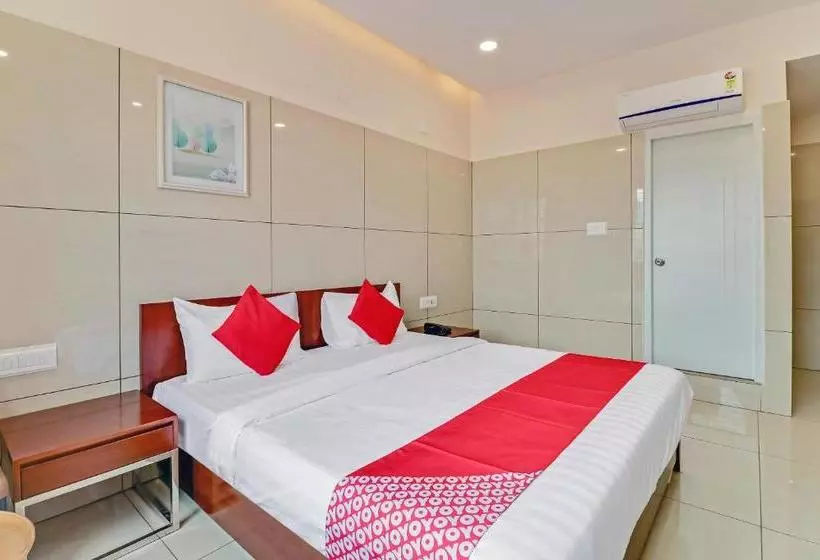 Hotelli Oyo 48789 Sri Vinayaka Lodge