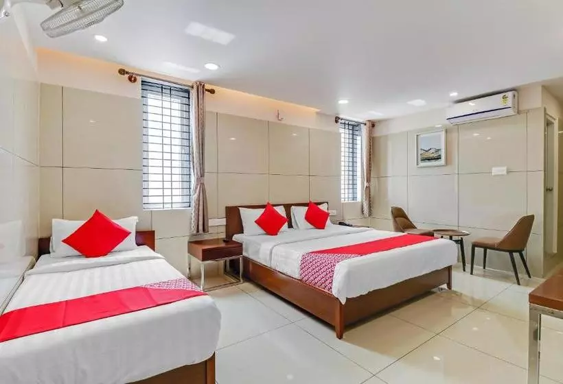 Hotelli Oyo 48789 Sri Vinayaka Lodge