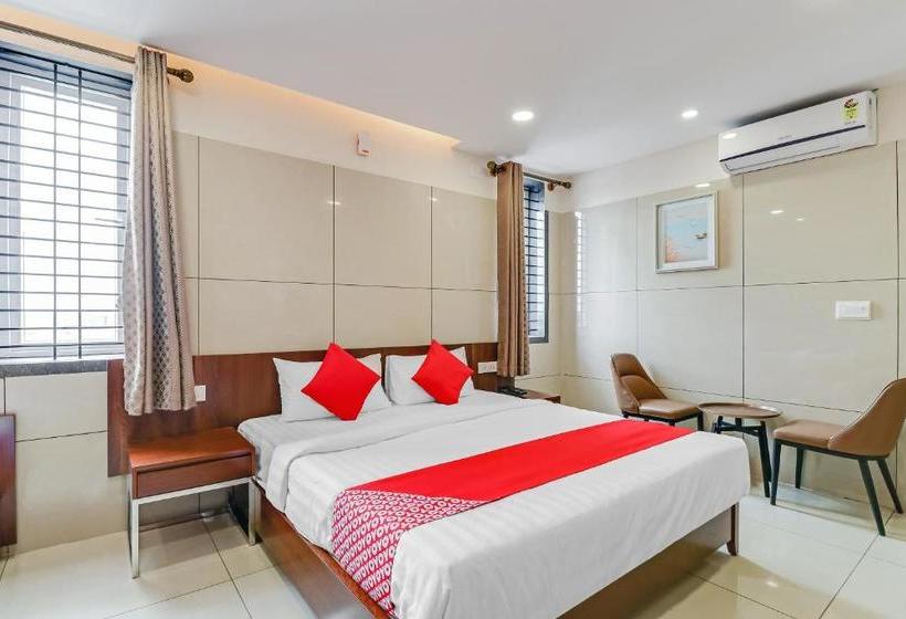 ホテル Oyo 48789 Sri Vinayaka Lodge