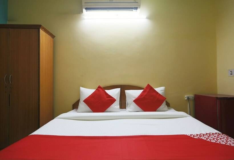 Hotel Oyo 49985 Singh