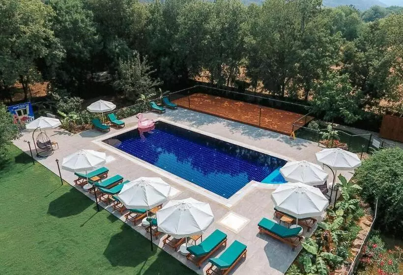 Hotelli Pyramid Boutique