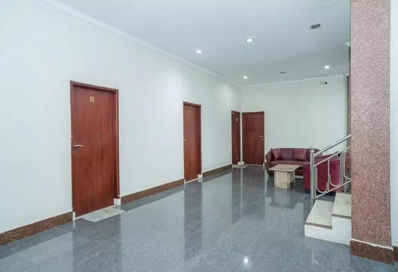 Hotelli Transit Nusa Indah Redpartner