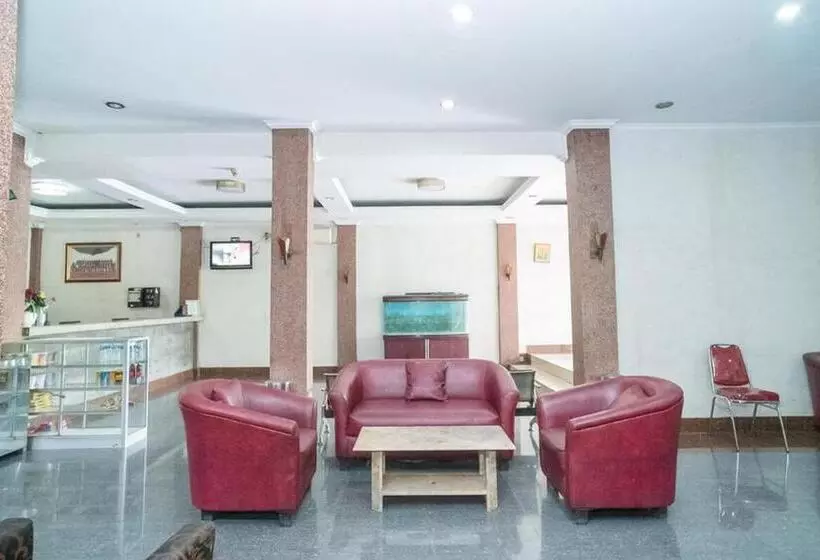 Hotelli Transit Nusa Indah Redpartner