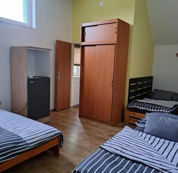 پانسیون Penzion A Restaurace Na Záložně