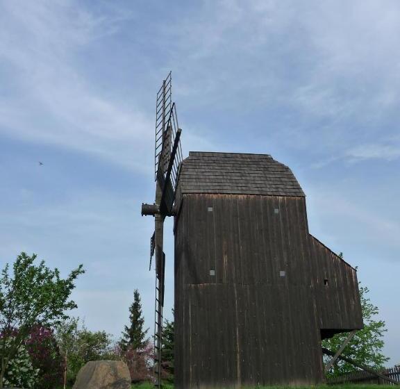 ペンション Penzion A Restaurace Na Záložně