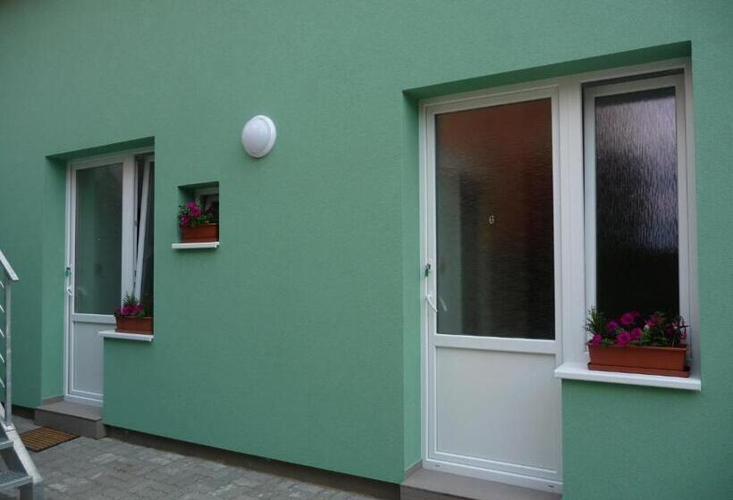 ペンション Penzion A Restaurace Na Záložně