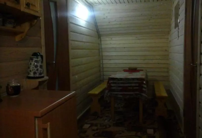 Majatalo Romashka Guest House