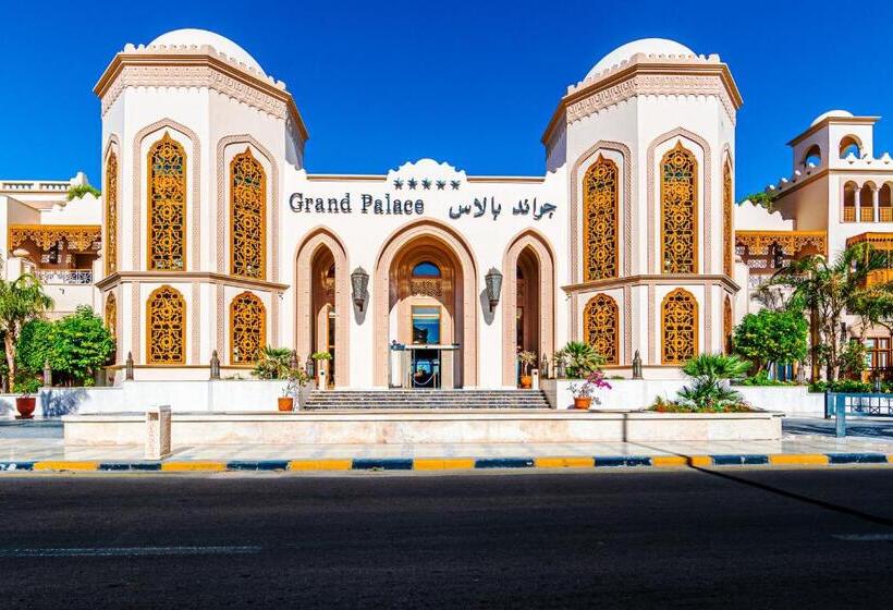 استراحتگاه Grand Palace Couples Only 18 Years Plus