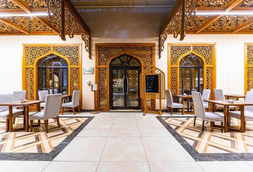 استراحتگاه Grand Palace Couples Only 18 Years Plus