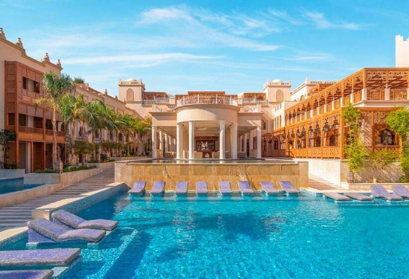 استراحتگاه Grand Palace Couples Only 18 Years Plus