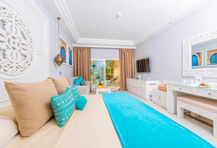 استراحتگاه Grand Palace Couples Only 18 Years Plus