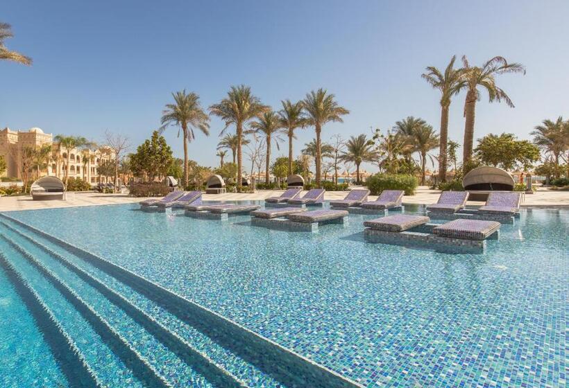 استراحتگاه Grand Palace Couples Only 18 Years Plus