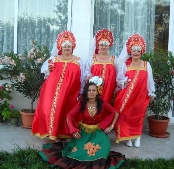 فندق Sani Family