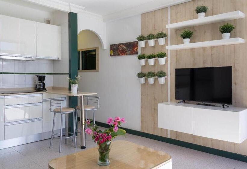 Apartamentos La Tegala