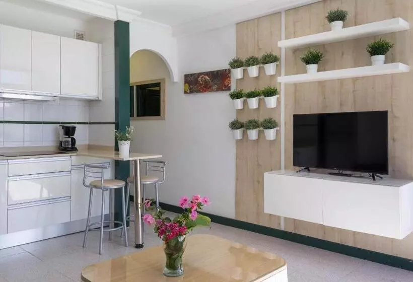 Apartamentos La Tegala