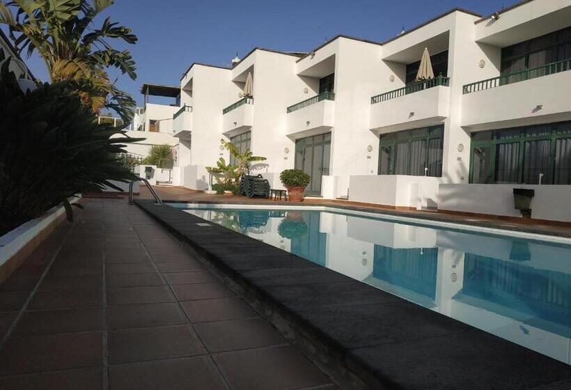 Apartamentos La Tegala