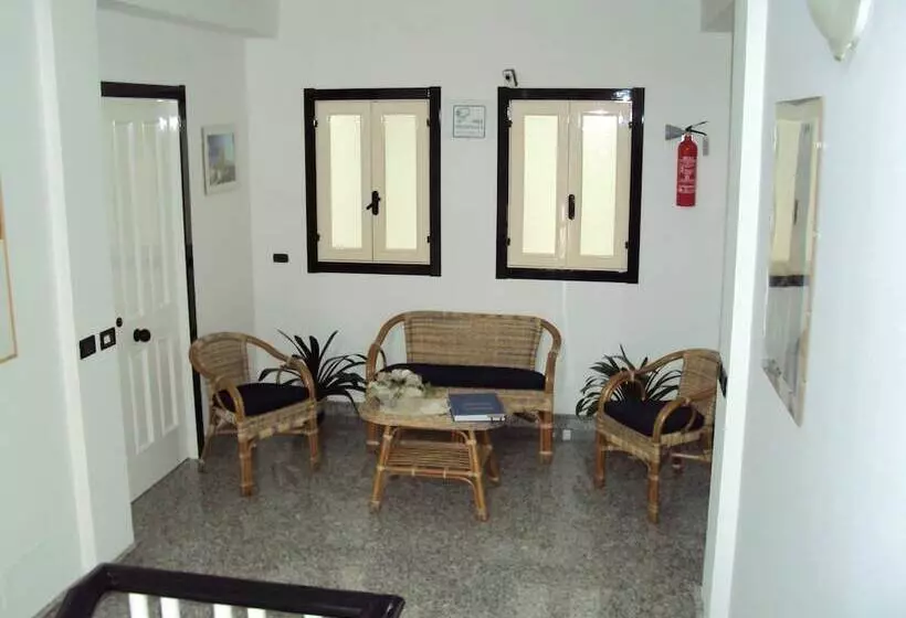 B&b Brezza Marina & Ristorante Shoreline