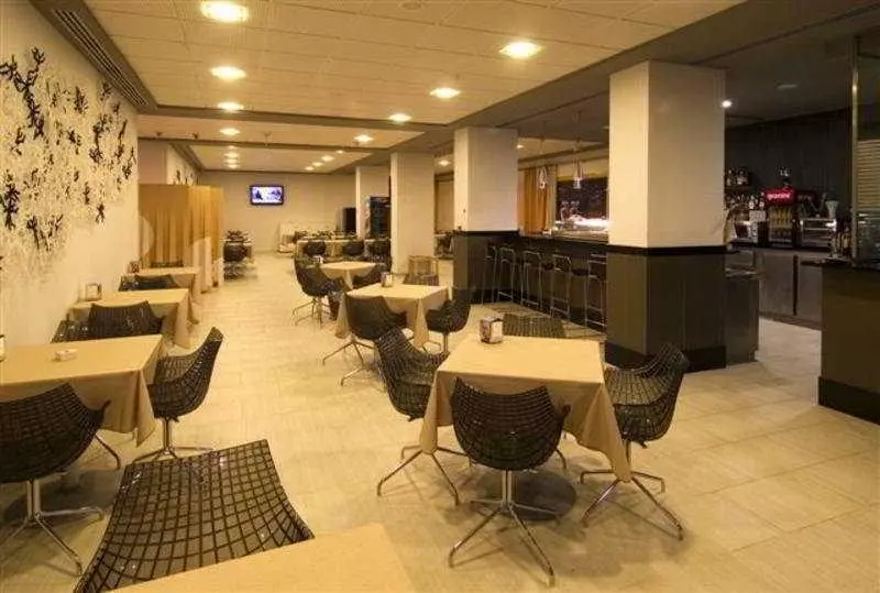 Отель 4 Vientos