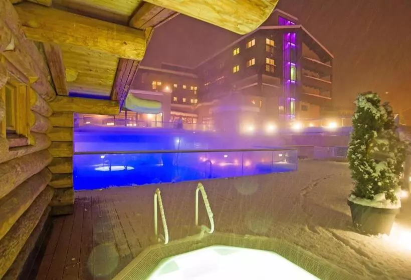 호텔 Alpinresort Valsaa Sport & Spa