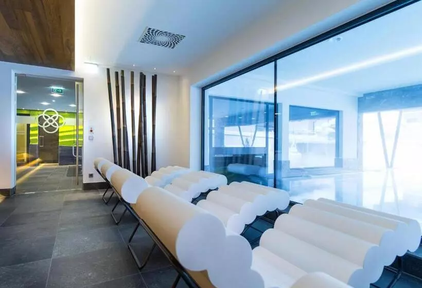 호텔 Alpinresort Valsaa Sport & Spa