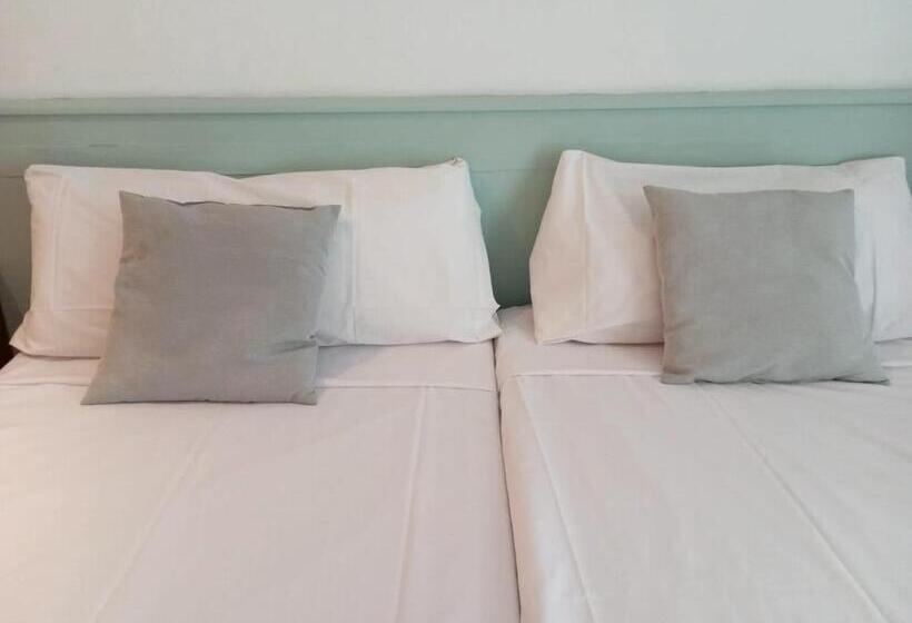 هتل Fleming Center