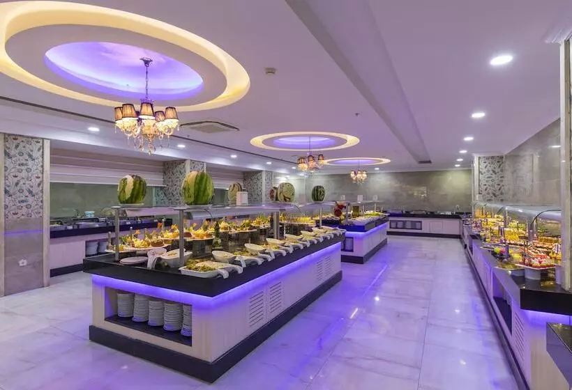 酒店 Holiday Park Resort