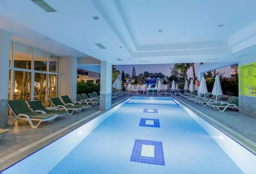 酒店 Holiday Park Resort