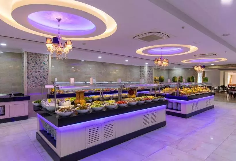 酒店 Holiday Park Resort