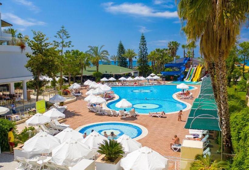 ホテル Holiday Park Resort