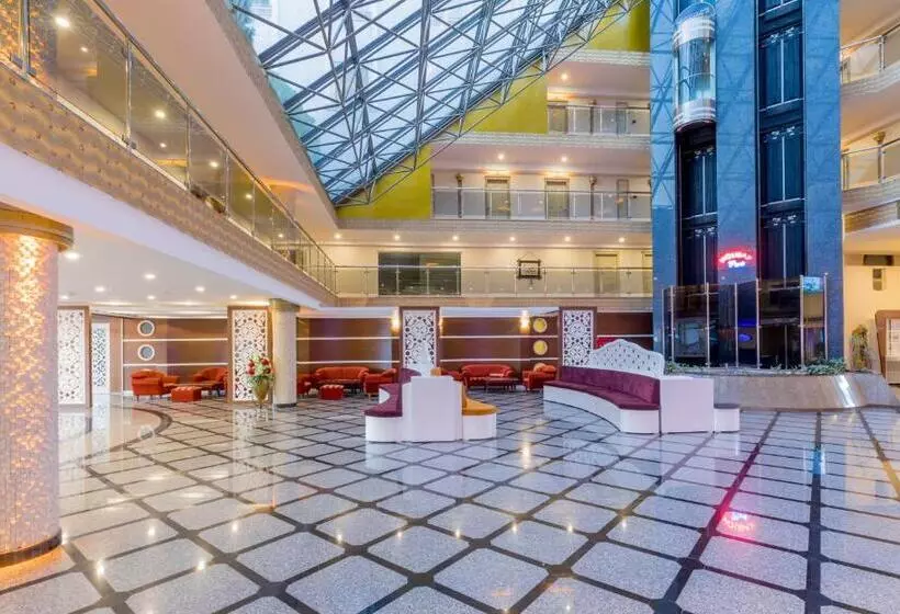 酒店 Holiday Park Resort