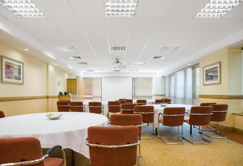 فندق Leonardo Sheffield