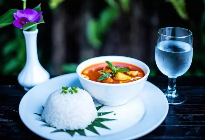 Отель Lin Ratanak Angkor