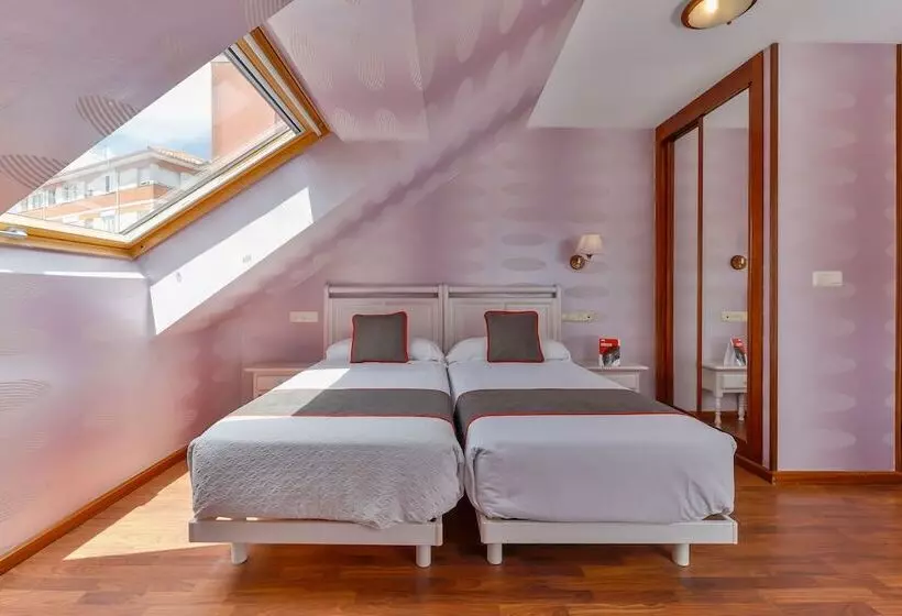 호텔 Puerto de Candas