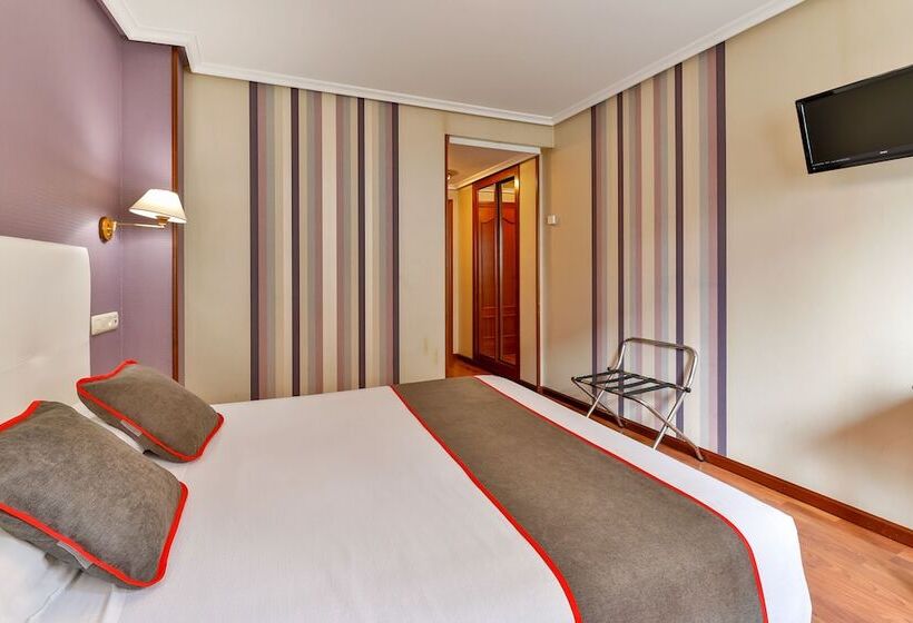 호텔 Puerto de Candas