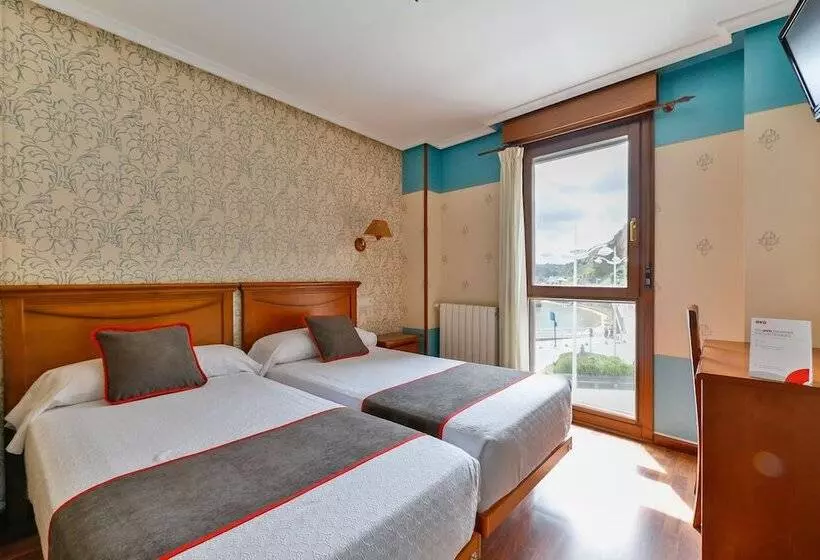 호텔 Puerto de Candas