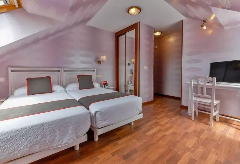 호텔 Puerto de Candas