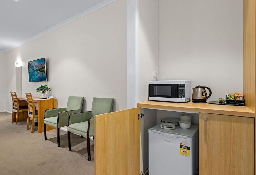 فندق Rowville International