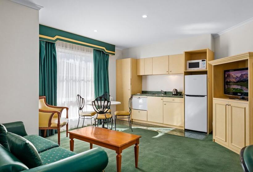 فندق Rowville International