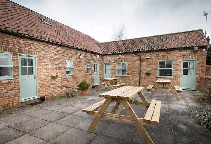 Отель The Bay Horse Inn