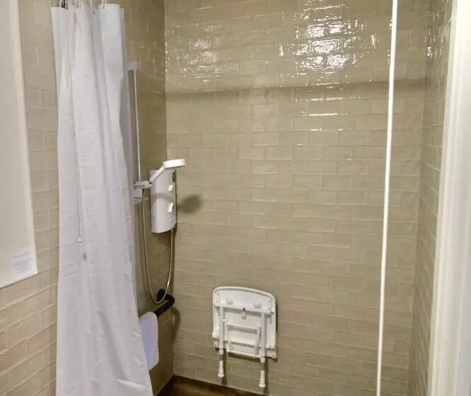 Отель The Bay Horse Inn