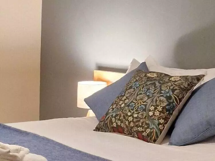 Отель The Bay Horse Inn