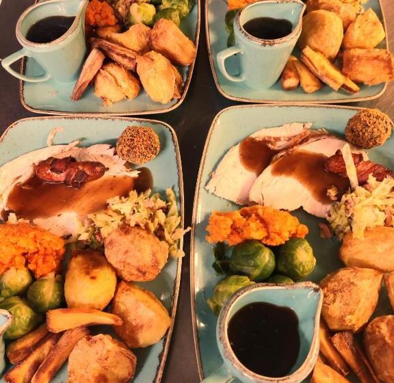 בית מלון כפרי White Horse Inn