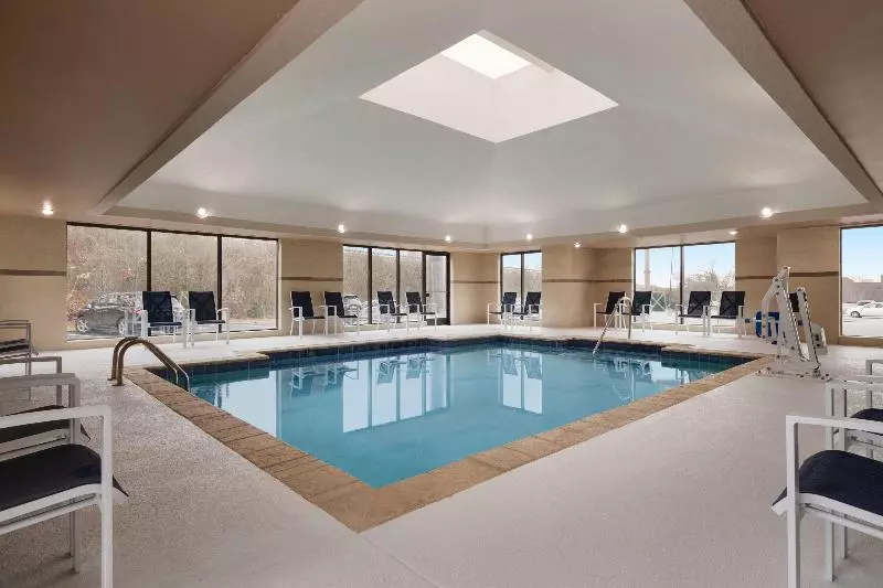 ホテル Country Inn & Suites By Radisson, Roanoke Rapids, Nc