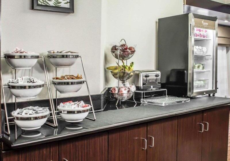 فندق Country Inn & Suites By Radisson, Roanoke Rapids, Nc